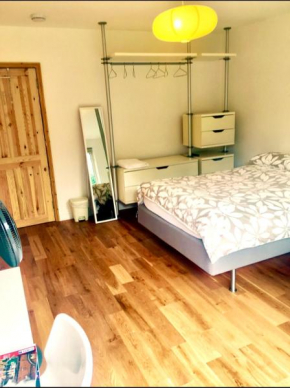 Waterloo Central London - Private Rooms in Shared Apartment